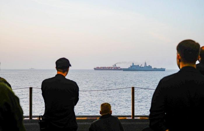 بالصور.. الحصار الأمريكي على الموانئ الإيرانية