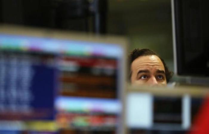 الأسهم الأوروبية تغلق على انخفاض