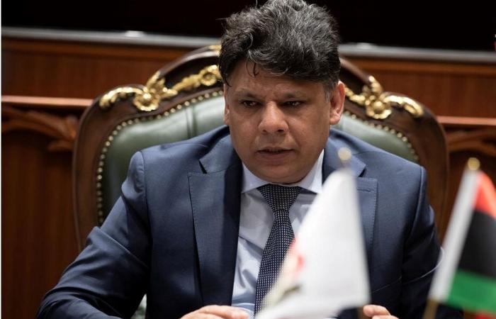 ليبيا:
      خوري
      تدافع
      عن
      مسار
      «4+4»
      لتجاوز
      خلافات
      «النواب»
      و«الدولة»