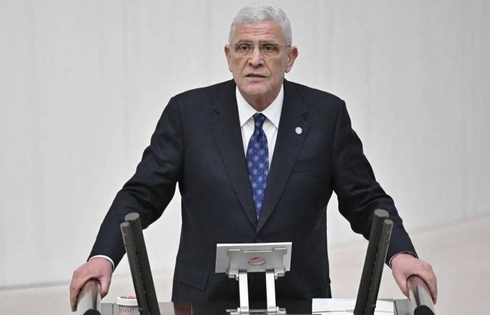 البيت
      الأبيض:
      ويتكوف
      وكوشنر
      يتوجهان
      إلى
      باكستان
      لإجراء
      محادثات
      مع
      إيران