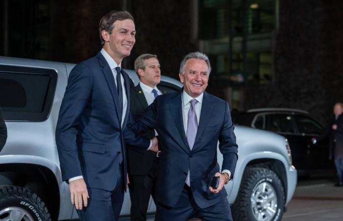 مفاوضو
      واشنطن
      يتوجهون
      إلى
      إسلام
      آباد
      اليوم...
      وطهران
      ترفض
      اللقاء
      المباشر