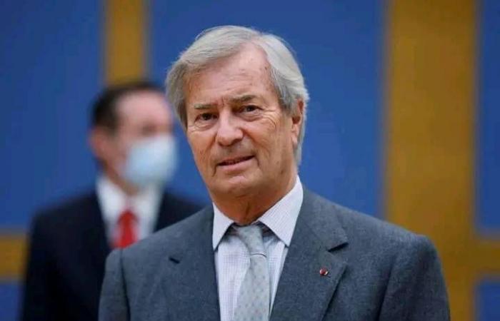 أزمة
      الجزائر
      مع
      مثقفيها
      الفرنكفونيين
      تعود
      إلى
      الواجهة