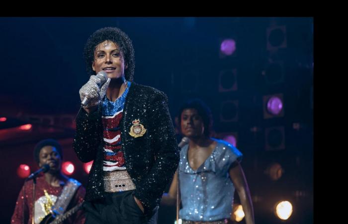 محطات
      وعوائق
      واجهت
      تنفيذ
      فيلم
      السيرة
      الذاتية
      لمايكل
      جاكسون