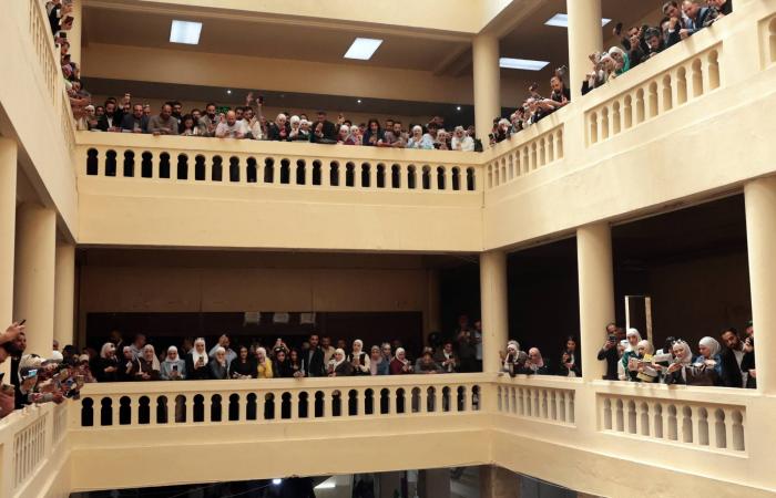 العراق
      في
      «فراغ
      دستوري»
      حكومياً