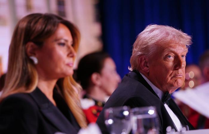 "تبدين متألقة كأرملة حامل".. ترامب يطالب ABC بفصل جيمي كيميل لـ"سخريته" من ميلانيا