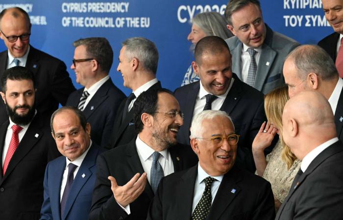 تردد
      أوروبي
      في
      السير
      نحو
      دفاع
      مستقل
      عن
      «الأطلسي»