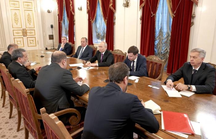 مصدر:
      أوكرانيا
      ستتخذ
      إجراء
      ضد
      إسرائيل
      إذا
      رست
      في
      حيفا
      سفينة
      فيها
      بضائع
      «مسروقة»