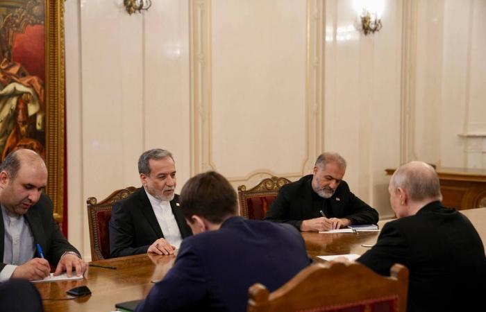 كاتس:
      نعيم
      قاسم
      يلعب
      بنار
      ستحرق
      «حزب
      الله»
      وكل
      لبنان