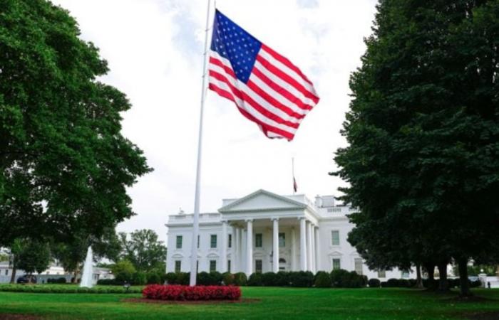 فريق الأمن القومي الأمريكي يجتمع في البيت الأبيض لمناقشة المقترح الإيراني