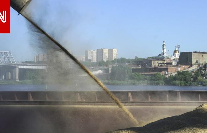 متابعة: أزمة بين أوكرانيا وإسرائيل بسبب شحنات حبوب والاتحاد الأوروبي يتدخل.. مصادر توضح لـCNN الأسباب