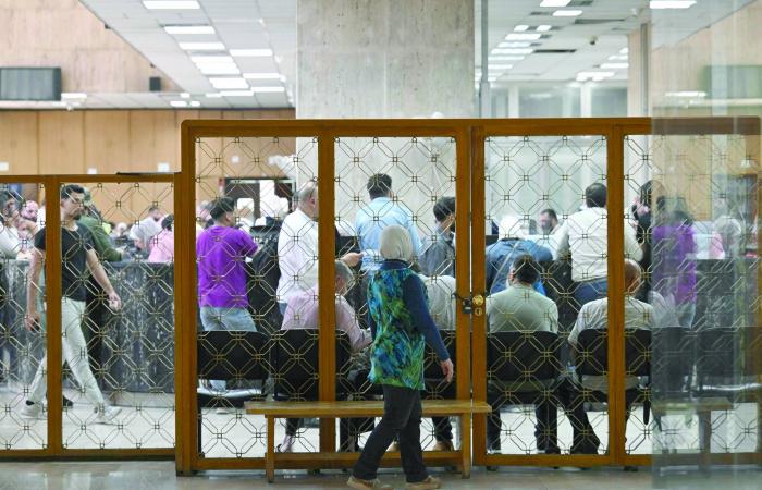 العصابات
      المسلحة
      في
      غزة...
      من
      سرقة
      المساعدات
      إلى
      تسويق
      «حماس»