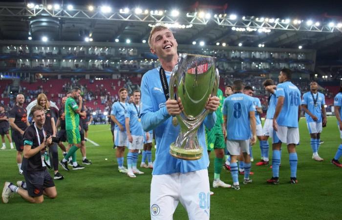 كول
      بالمر:
      أشعر
      بالسعادة
      في
      تشيلسي
      ولا
      أنوي
      الرحيل
      عنه