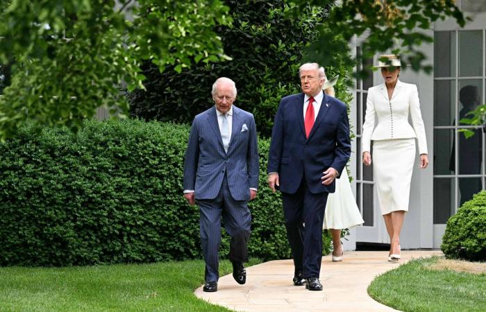 بالصور:
      أميركا
      تحتفي
      بالملك
      تشارلز...
      وترمب
      يشيد
      بعمق
      «العلاقة
      الخاصة»
      مع
      بريطانيا