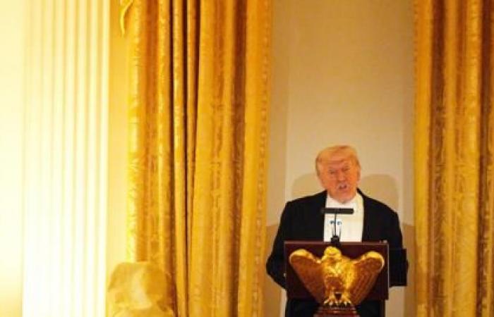 تقارير: ترامب يطلب من مساعديه الاستعداد لـ"حصار إيران" لفترة أطول