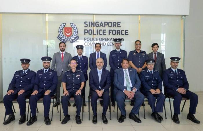 وزير الشؤون الداخلية يزور مركز القيادة العملياتية للشرطة