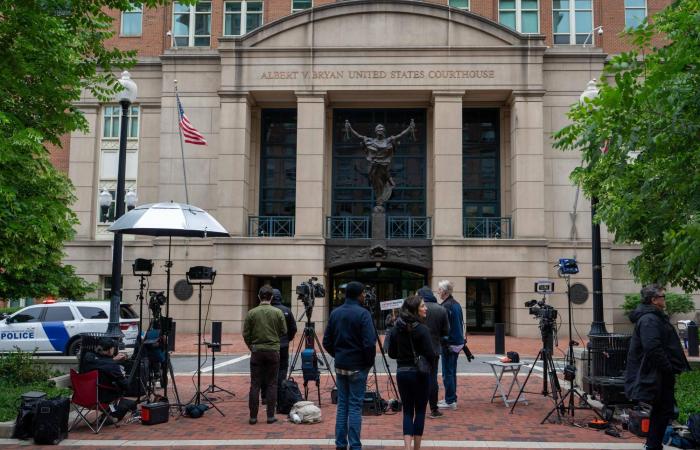 أكبر
      حاملة
      طائرات
      أميركية
      تغادر
      الشرق
      الأوسط
      بعد
      فترة
      انتشار
      قياسية