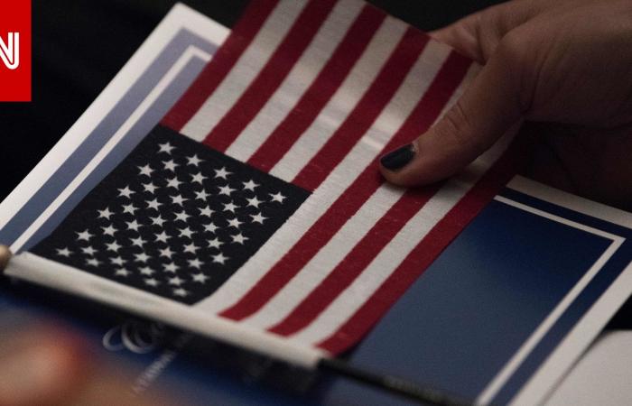 متابعة: إدارة ترامب تضع "قيداً جديداً" على منح التأشيرات.. برقية اطلعت عليها CNN تكشفه