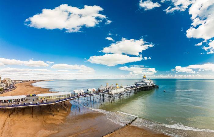 «يدي
      كالي
      وساماتيا»...
      أجواء
      فريدة
      وفرص
      للاكتشاف
      لا
      حصر
      لها
      في
      إسطنبول
      التاريخية