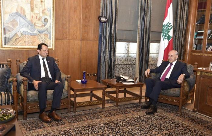 رئيس مجلس النواب اللبناني يجتمع مع سفير دولة قطر