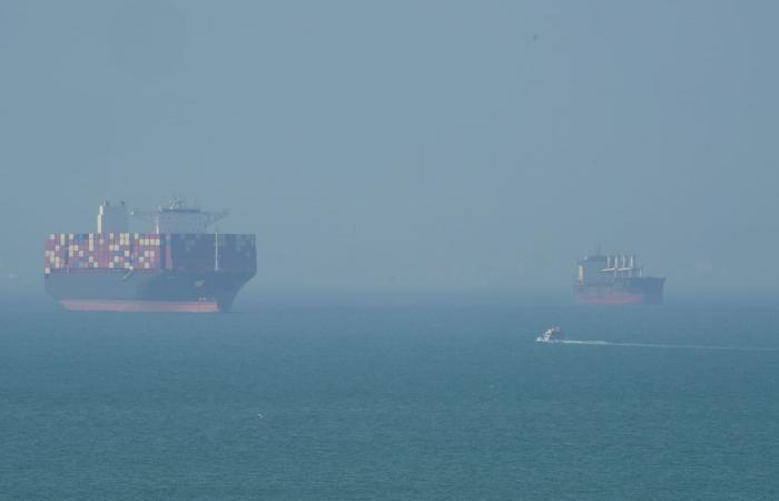 على الخريطة.. وجهات تقصدها سفن بمنطقة الخليج ومن أين غادرت