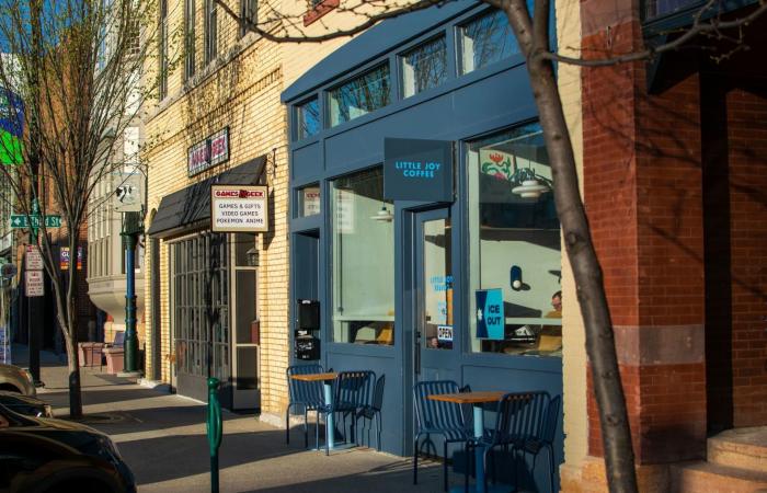 مقهى أمريكي يبتكر مشروب لاتيه بنكهة "الدانش" ويشارك العالم وصفته