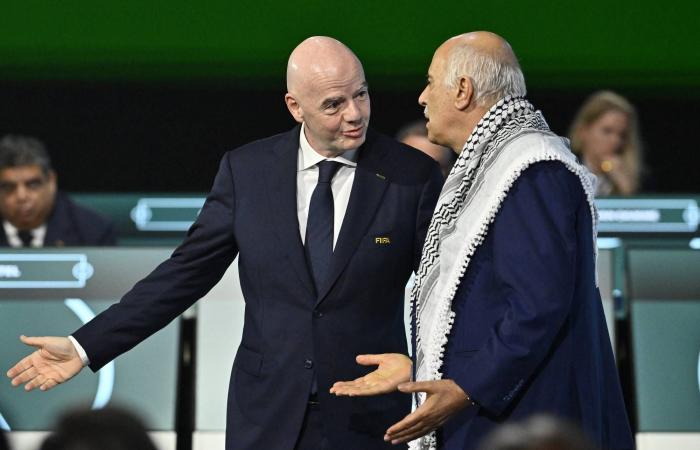 إسلام
      عيسى
      لاعب
      منتخب
      مصر
      يخضع
      لعملية
      جراحية
      في
      ألمانيا