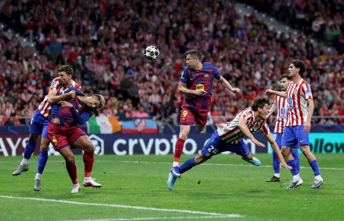 «دورة
      مدريد»:
      سينر
      إلى
      النهائي
      بسهولة