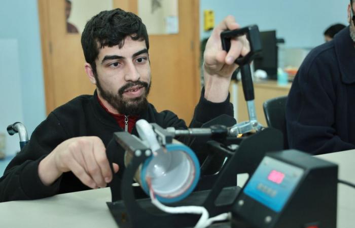 قبل لحظة التتويج… خدمات متكاملة تصنع قصص نجاح في مركز النور للمكفوفين
