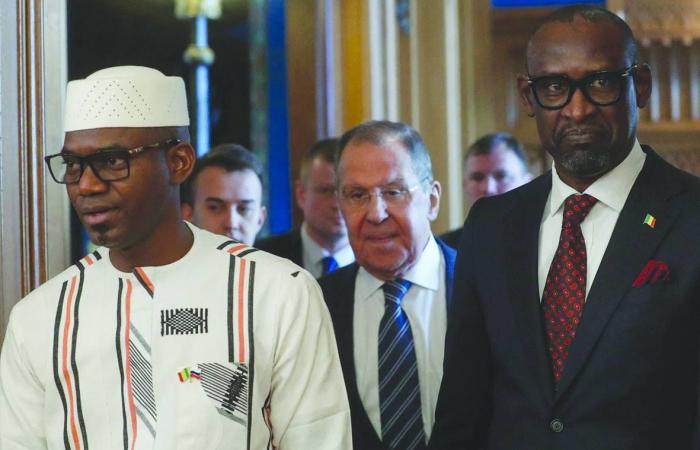 برلين
      لتعزيز
      الدفاع
      الأوروبي
      عقب
      تقليص
      الوجود
      الأميركي