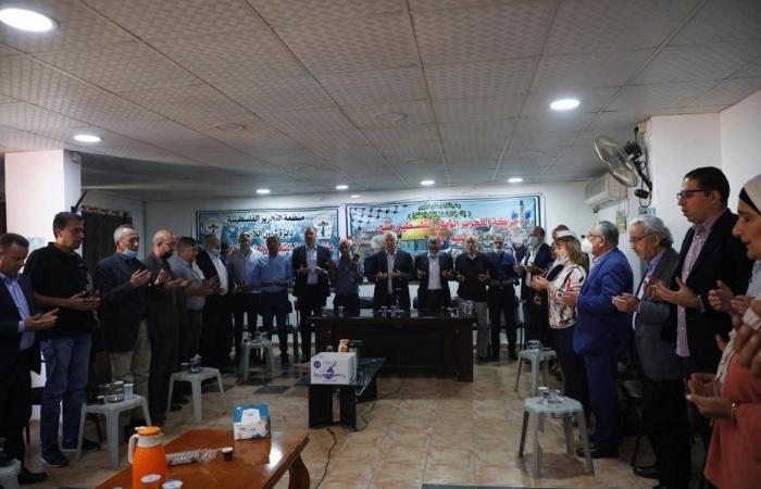 إصابة
      6
      فلسطينيين
      في
      هجوم
      للمستوطنين
      بشمال
      وجنوب
      الضفة
      الغربية