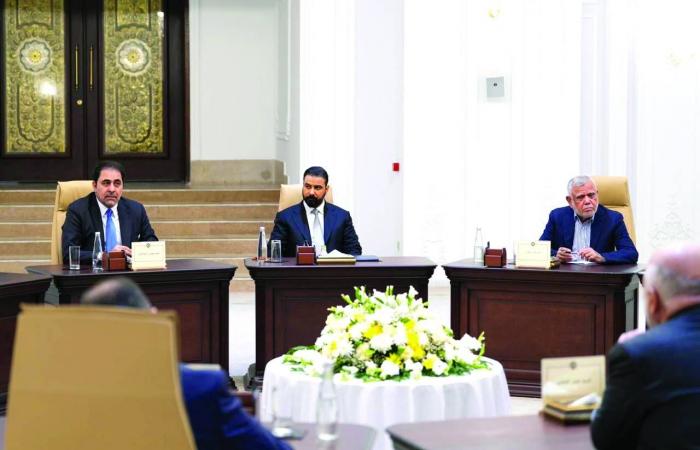 واشنطن
      تفرج
      عن
      شحنات
      الدولار
      إلى
      العراق