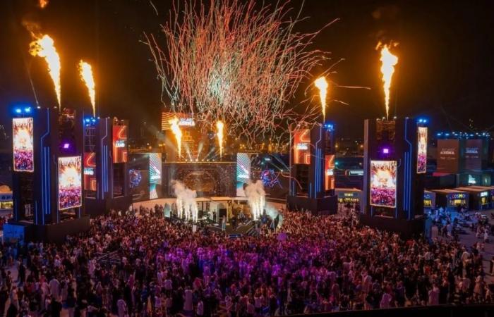 السعودية
      ترسّخ
      ريادتها
      كأكبر
      اقتصاد
      سياحي
      إقليمي…
      ومنصات
      الترفيه
      تواكب
      النمو