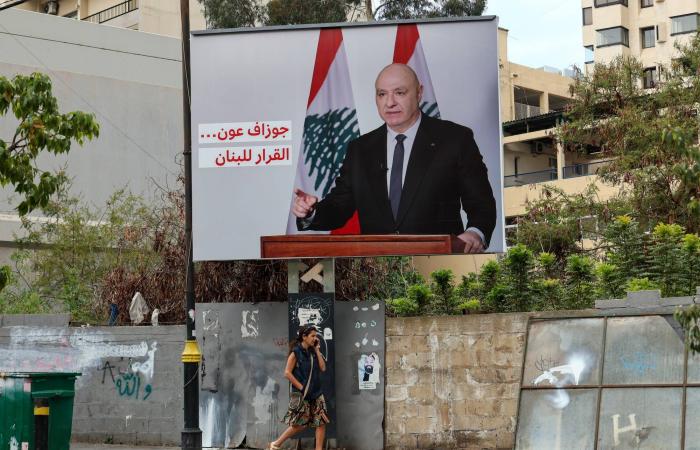 السفير
      الأميركي
      في
      بيروت
      يشدد
      على
      أهمية
      لقاء
      عون
      وترمب