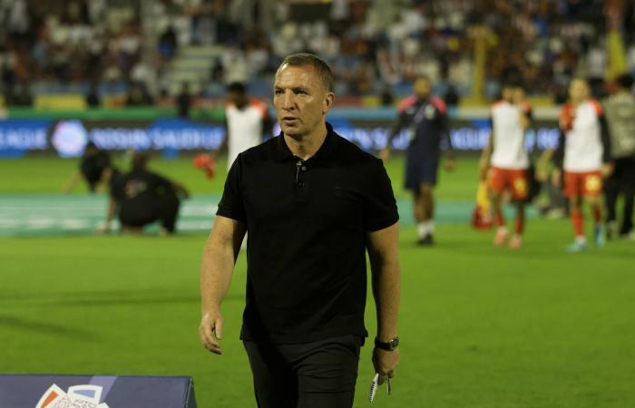 «آمال
      تحقيق
      الدوري»
      تنشط
      عملية
      بيع
      تذاكر
      الخليج
      والهلال