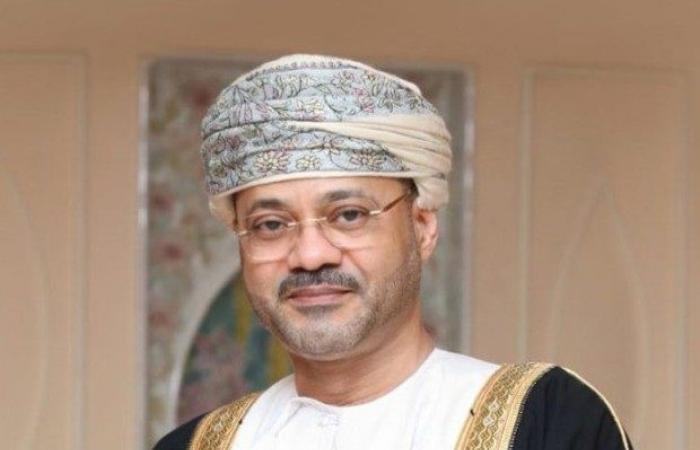 وزير الخارجية العماني يبحث مع نظيريه الكويتي والبريطاني آخر التطورات في المنطقة وسبل خفض التصعيد
