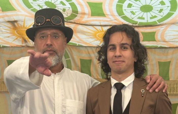 «كان
      في
      خطر»...
      حارس
      سيف
      القذافي
      يكشف
      كواليس
      إقامته
      بالزنتان