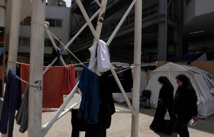 مدرسة
      في
      قلب
      بيروت
      تحوّلت
      إلى
      مأوى
      جراء
      الحرب
      باتت
      بؤرة
      توتر
      اجتماعي