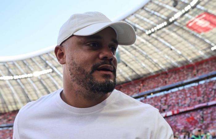 دوكو
      نجم
      السيتي:
      سنواصل
      القتال
      على
      لقب
      الدوري
      الإنجليزي
      حتى
      النهاية