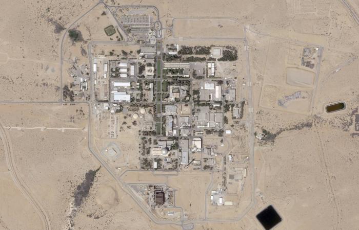 شركة
      شحن
      فرنسية
      تعلن
      استهداف
      سفينة
      لها
      في
      «هرمز»