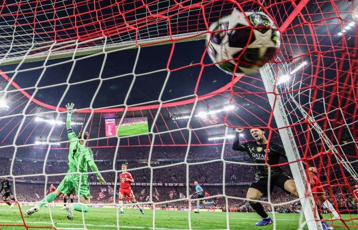 مونديال
      2026:
      ترمب
      متفاجئ
      من
      أسعار
      تذاكر
      المباراة
      الافتتاحية
      للمنتخب
      الأميركي