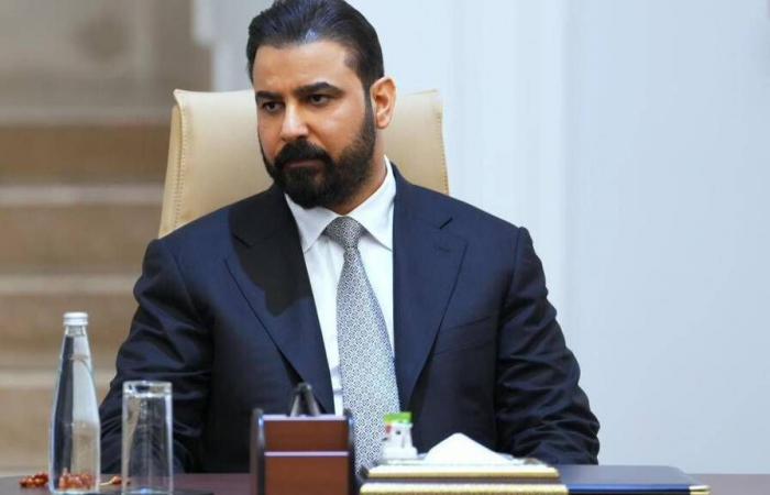 «مناصب
      الترضية»
      تُفجر
      خلافات
      قبيل
      التصويت
      على
      الحكومة
      العراقية