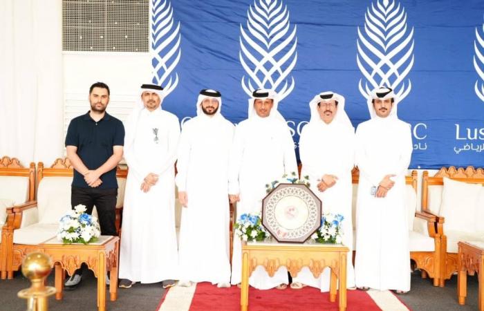 «لوسيل» يحتفل بالصعود إلى دوري النجوم