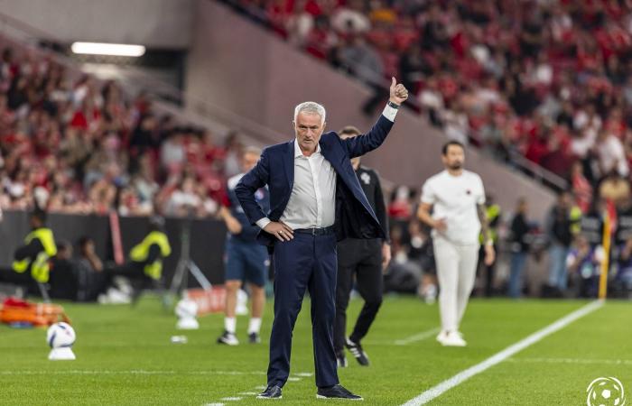 كاسيميرو
      المتجدد
      يرحل
      عن
      مانشستر
      يونايتد
      وهو
      في
      أوج
      عطائه