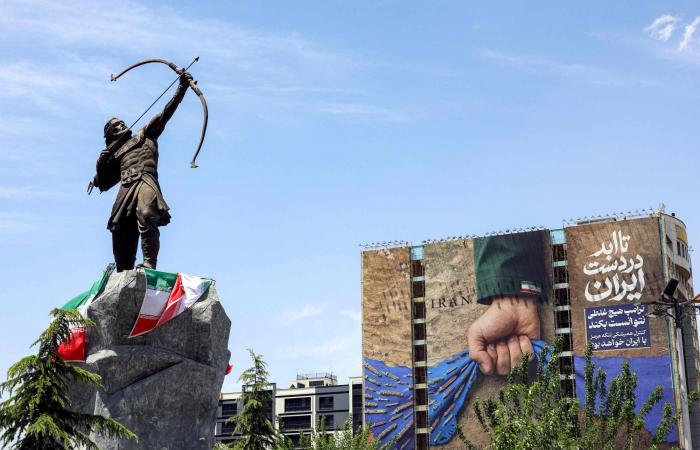 حرب
      مفاوضات
      بين
      ترمب
      وطهران
      بلا
      رابح
      صريح