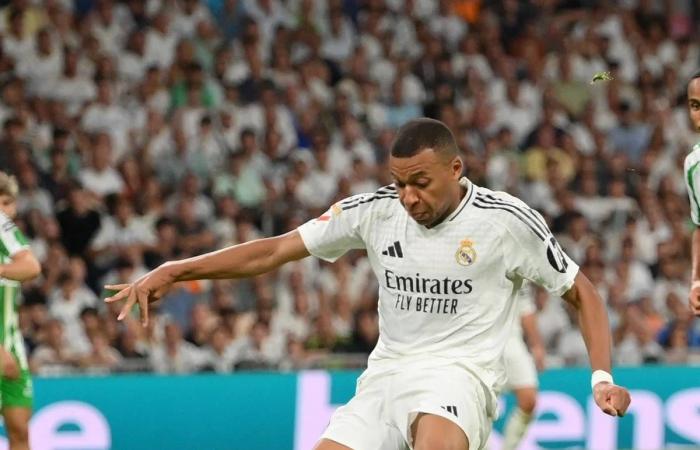 ريال
      مدريد
      للنهوض
      من
      أزماته...
      ومبابي
      تحت
      الضغط