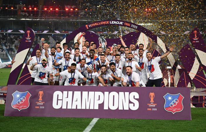 «المسحل»
      يتوج
      الكويت
      الكويتي
      بلقب
      دوري
      التحدي
      الآسيوي