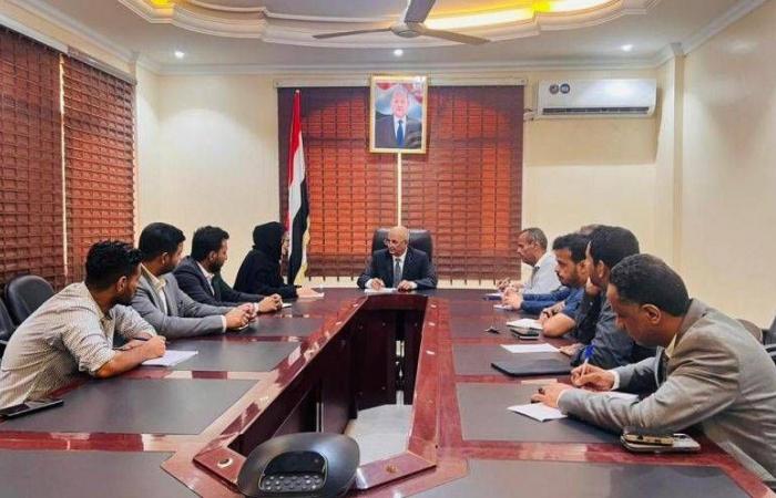 دعم
      أوروبي
      متجدد
      للحكومة
      اليمنية
      من
      عدن