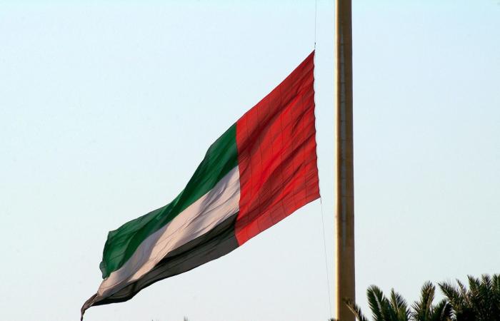 الإمارات تنفي ما يتم تداوله بشأن "زيارة نتنياهو أو استقبال وفد عسكري إسرائيلي"