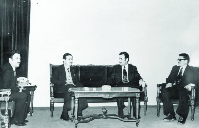 وليد
      جنبلاط
      يرسم
      صورة
      التشظي
      اللبناني
      في
      «قدر
      من
      المشرق»