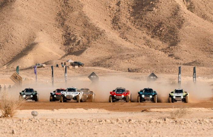 رابطة
      الدوري
      السعودي:
      جميع
      أندية
      «روشن»
      حصلت
      على
      الرخصتين
      المحلية
      والآسيوية